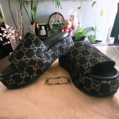 Free Poshmark Authentication Items Over $500! Gucci Angelina Platform Sandal Black Jacquard Denimstyle Women's Us9 Eu40 623212 Un300 1289 Black/Ivory/Gg Jacquard Excellent Pre-Loved Condition! Platform Sandals, Black Sandals, Like New, Gucci, Cream, Sandals, Women Shoes, Black