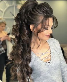 Cute Quick Hairstyles, Hair Curling Tips, Bridal Gift Wrapping Ideas, Birthday Hair, New Hairstyle, Wedding Hairstyles For Long Hair, Quick Hairstyles, Formal Hairstyles, Curled Hairstyles