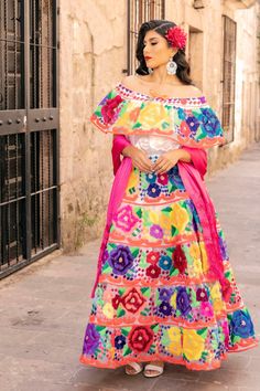 This Beautiful Chiapaneco Dress is a very elegant and traditional Mexican Dress from Chiapas.  It has a beautiful floral design that is completely hand embroidered with yarn or silk thread.  This dress is perfect for a special occasion, celebration or photo shoot. Length is 40.5" The skirt comes open on the waist, so that the client can adjust it to their desired sizes. Customer can use a pin or button to close the skirt off. The silk is made with thread of silk, it is thinner. The silk is shini Mexican Culture Dress, Traditional Chilean Clothing, Colombian Outfits Traditional, Mexican Themed Wedding Dress, Traditional Mexican Dress For Women, Mexican Fashion Traditional, Mexico Traditional Dress, Mexican Dresses Traditional, Mexican Traditional Dress