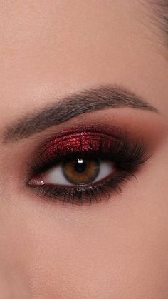 Smoky Black And Red Eye Makeup, Simple Black And Red Makeup Looks, Red Black And Gold Makeup, Masquerade Ball Makeup Eye Make Up, Black Red Eyeshadow, Dark Red Prom Makeup, Red Theme Makeup, Red And Black Eye Makeup Simple, Black Red Eye Makeup