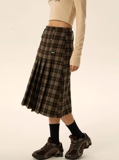 Color Brown Size           Unit (CM) Length Waist  Hips   S 63 64   88   M 65 68 92   L 67 72 96   XL 69 76 100    Model info Height: 160cm Weight: 42kg Wearing size: M Retro Skirt, Uni Outfits, Plaid Skirt, Plaid Skirts, Skirt Pants, Street Style, Plaid, How To Wear, Dresses