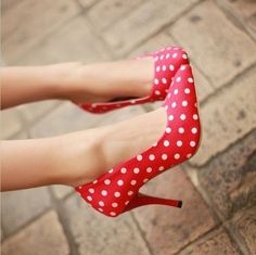 Dots Aesthetic, Polka Dot Shoes, Club Red, Chic Chic, White Polka Dot Dress, Red Polka Dot, Fabulous Shoes, Crazy Shoes, Shoe Obsession