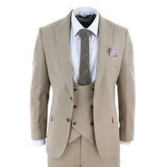 Elevate your look with our men's tweed 3-piece suit in tan oak. Tailored for a sharp silhouette, this tweed suit is ideal for weddings and formal occasions. Beige Wedding Suit, Peaky Blinders Clothing, Blue Check Suit, Camel Shorts, Harry Brown, Mens 3 Piece Suits, Suit Combinations, British Gentleman, Double Breasted Waistcoat