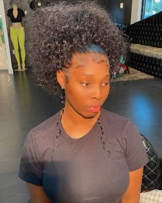 360 Frontal Ponytail Hairstyles, 360 Lace Wigs, Curly Lace Frontal, Natural Hair Cuts, Hair Puff, 360 Wig, Feed In Braids Hairstyles, Curly Hair Styles Easy, Cool Braid Hairstyles