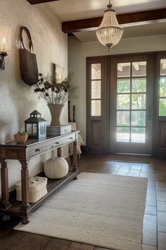 the entryway is clean and ready for us to use as an entrance way in this home