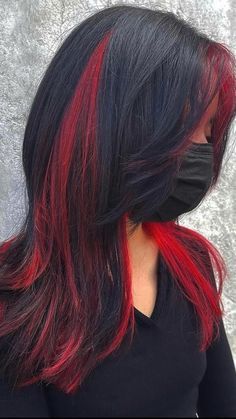 Black And Red Hair, Hair Colour Inspo, Hair Color Underneath, Peekaboo Hair, Hair Colour Ideas, Hair Streaks, Hair Color Styles