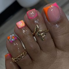 Summer Acrylic Toes, Orange Toe Nail Designs, Acrylic Toes Designs, Short Orange Nail Designs, Nail Colors Pedicure, Acrylic Toe Nails Ideas, Bling Toe Nails, Pedicure Design Ideas, Acrylic Toe Nail Designs