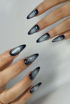 You've seen aura nails on celebrities and influencers, but you need more inspo? Read on for 25 of our favorite design ideas. Aura Nail Designs, Monochrome Nails, Classy Nail Art, Cute Pink Nails, Summer Acrylic Nails, Gradient Nails