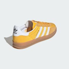 Yellow Tennis Shoes, Adidas Gazelle Indoor, Yellow Adidas, Shoes Yellow, Indoor Shoes, Mens Lifestyle, Soccer Training, Adidas Gazelle, Adidas Online