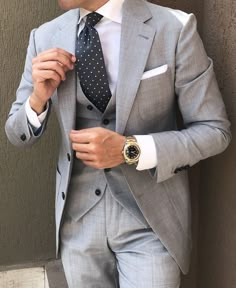 Light Grey Suits Wedding, Grey Suit Combinations, Wedding Suit Ideas, Luxury Suit, Groom Suit Grey, Gray Suits