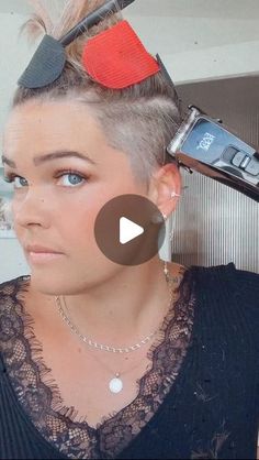 Salirasa - Short Hair Styles | Pixiecut | Undercut on Instagram: "I trim my undercut every 6-10 weeks - depends on the time my kids give me 🤣 Using barber pads makes it so much easier  #salirasa #shorthair #pixie #rasieren #undercut #kurzehaare #kurzhaarfrisur" Edgy Undercut Hairstyles, Undercut Short Bob Haircut, How To Style An Undercut Pixie, Salirasa Haircut, Short Hair Styles Pixie Undercut, How To Style Undercut, Short Hair Shaved Undercut, Undercut With Short Hair, Shaved Undercut Pixie