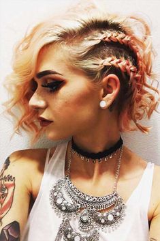 Braids Pictures, Viking Hair, Short Braids, Peinados Fáciles Para Cabello Corto, Pixie Hair, Penteado Cabelo Curto, Holiday Hairstyles, Beautiful Hairstyles, Short Hairstyle