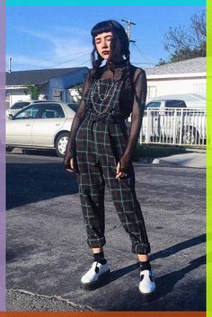 Mesh Top Outfit Grunge, Plaid Overalls, Goth Outfit, Tokyo Street Fashion, 90s Fashion Grunge, Grunge Look, Grunge Girl, Alt Fashion