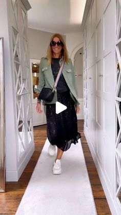 25K likes, 283 comments - ladyofthemanor77 on October 5, 2022: "You loved the cream sequin skirt and I promised I’d show you the black….. here it is…. In all it’s sparkly, fabulous glory!!! And here are a few ways I’m wearing it. Skirt, khaki shacket, striped jumper, tulle skirt, cross body bag, black tiger tee and camo jacket: all @southoftheriver.co.uk |AD". Cross Body Bags, October 5