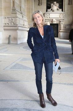 Look femme 50 ans plus de 50 ans tenue vestimentaire Fashion Over Fifty, Suits Tv Shows, Style At A Certain Age, Older Fashion, Fashion Over 40, Fashion Over 50, Outfits Casual