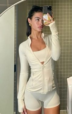 White Pilates Princess, Off The Shoulder Outfit Aesthetic, Off The Shoulder Outfit, Shoulder Outfit