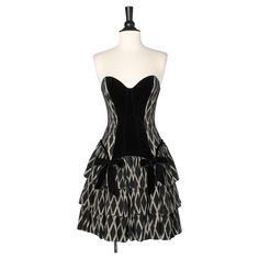 Harlequin bustier cocktail dress with ruffles with velvet bust and bow . Size 36 (S) Chantal Thomass, Bustier Dress, Ruffle Dress, Ruffles, Strapless Dress, Evening Dresses, Cocktail Dress, Velvet, Formal Dresses