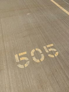 the number 50 is written on the road