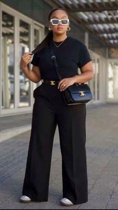 Real Estate Outfits For Women Plus Size, Staff Party Outfit Casual, All Black Work Outfits Women, Plus Size Professional Outfits, Family Dinner Outfit, Plus Size Office Wear, Black Work Outfit, Office Party Outfits, Workwear Outfits