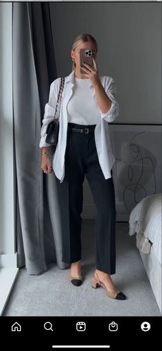 Bussines Casual Woman, Academia Looks, Corporate Baddie, Classy Business Outfits, Elegant Classy Outfits, Mode Tips, Diy Vetement, Best Office, Office Outfits Women