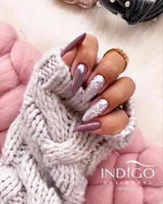 Inspiration nails January Nails, Indigo Nails, Cute Christmas Nails, Christmas Gel Nails, New Year's Nails, Xmas Nails, Christmas Nail Designs, Nail Inspiration, Pretty Acrylic Nails