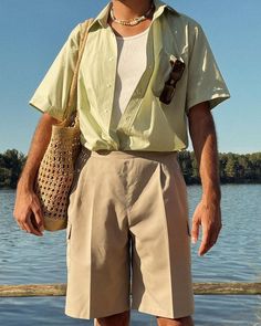 Tropical Male Outfit, Wilhelm Wilkes, Anthony Gonzalez, Summer Outfits Men Beach, Vintage Summer Outfits, Beach Outfit Men, Sunday Vibes, Mens Summer Outfits, Men Stylish Dress