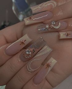 Capricorn Nail Ideas, Gemini Nail Ideas, Hispanic Nails, Neon Acrylic Nails, White Coffin Nails, Subtle Nails, Unicorn Nails, Spring Nail Designs