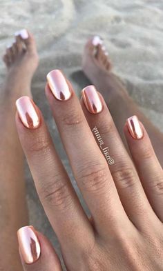 Cute Summer Nail Designs, Unghie Sfumate, Nails Design Ideas, Nails Yellow, Chrome Nails Designs, Her Nails, Cute Summer Nails, Metallic Nails, Short Nail Designs