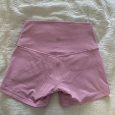 -Perfect Condition Never Worn, Forgot To Return Before 30 Days Now I Can’t Return -Align 4” -Size 6 But Could Fit A 4 -Vita Pink Pink Gym Shorts, Pink Lululemon Shorts, Pink Biker Shorts, Vollyball Outfits, Lululemon Biker Shorts, Sport Fits, Fall Socks, Lulu Outfits, Womens Boxers