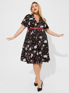 Marilyn Monroe Midi Retro Button Front Swing DressMarilyn Monroe Midi Retro Button Front Swing Dress, BRIGHT WHITE Marilyn Monroe Dress, Monroe Dress, Inspiration For Women, Rockabilly Dress, Dress Images, Torrid Dresses, Tie Dress, Trendy Plus Size, Marilyn Monroe