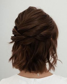 Wavy Bob Half Up Half Down, Half Up Bob Hair, Short Hair Partial Updo, Short Wavy Hairstyles For Women Half Up, Bob Wedding Guest Hairstyles, Chin Length Updo, Wedding Guest Hairstyles Medium Half Up Shoulder Length, Half Up Do Short Hair, Bob Hair Updo