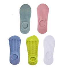 Women Invisible Summer Ankle Socks are perfect for the warm weather season keeping your feet comfortable and stylish. These socks come in a pack of 5 pairs and have a casual style making them suitable for everyday wear. The solid pattern and polyester material make them durable and soft to the touch. The thin thickness makes them breathable and perfect for the summer season. They are designed to be invisible making them perfect to wear with any type of shoes from sandals to sneakers. Specificati Invisible Women, Mens Winter Socks, Summer Boats, Heated Socks, Solid Socks, Invisible Woman, Mesh Socks, Non Slip Socks, Comfortable Socks