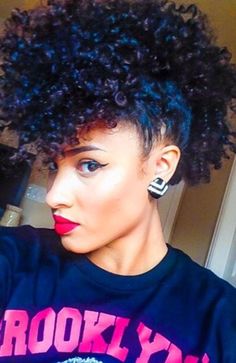 Feeling Blue? Check out our gallery of 30 beautiful women who rock various shades of blue. Faux Hawk Black Women, Curly Faux Hawk, Pelo Afro, Beautiful Natural Hair, Natural Hair Beauty, Faux Hawk, Natural Styles, Natural Hair Inspiration