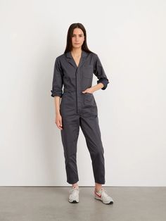 Standard Jumpsuit in Cotton Twill – Alex Mill Alex Mill, Outfit Vintage, Sweater Jumpsuit, Cotton Chinos, Recycled Denim, Long Sleeve Jumpsuit, Dyeing Process, The Nature, Grey Cotton