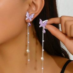 Elegant Purple Butterfly Pearl Earrings For Women! Uses: For All Occassions Eardrop Width:0.7inch Eardrop Heigth:4.2 Ninch Hoop Butterfly Earrings, Butterfly Clay Earrings, Dragon Goddess, Pearl Jewlery, Butterfly Accessories, Sangeet Outfit, Silver Butterfly Earrings, Goddess Jewelry, Pearl Bridal Jewelry