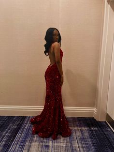 Prom Dresses Red Glitter, Long Red Sparkly Prom Dress, Unique Red Prom Dress, Red Long Dress Prom, Red Prom Dresses Long Elegant Sparkle, Red Sparkly Long Dress, Prom Dress Red Aesthetic, Prom Dresses Red Sparkly, Red Slim Prom Dress