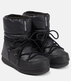 Low Nylon WP 2 Snow Boots in Black - Moon Boot | Mytheresa Black Moon Boots, Snow Moon, Ankle Snow Boots, Moon Boot, Neil Armstrong, Moon Landing, Black Moon, Moon Boots, Ski Boots