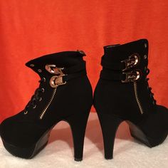 Ladies.... For The Sexy Lady Who Wants Good Traction In The Snow But Still Want To Be Cute This Bootie Is For You. This Is A Stylish Black And Gold Suede 4 Inch Lace Up Bootie With Leopard Inside Print. Never Worn Brand New Condition. Stay Blessed Beautiful! Ankle-high Heels For Club, Stay Blessed, Lace Up Booties, Suede Booties, The Snow, Black And Gold, Bootie, Bootie Boots, 4 Inch