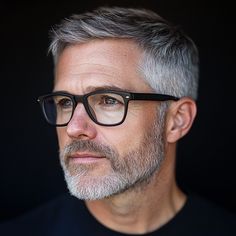 Gray Hair Men, Hairstyles For Gray Hair, Grey Hair Beard, Older Men Haircuts, Haircut Gray Hair, Silver Hair Dye, Stylish Mens Haircuts, Grey Hair Looks