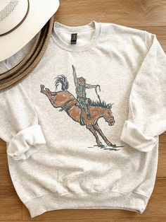 SUB PRINTED GILDAN SAND UNISEX Tshirt Printing Business, Western Clothing, Hair Clothes, Country Outfits, Western Outfits, Western Fashion