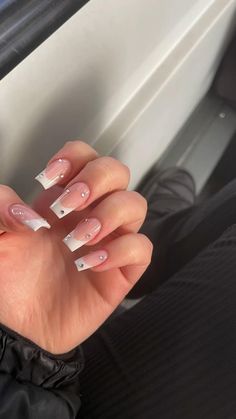 French With Rhinestones, Acrylic Nails French, Ongles Bling Bling, Wedding Nails French, Tapered Square Nails, Nails Design With Rhinestones, White Acrylic Nails, French Tip Acrylic Nails