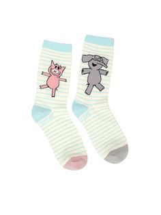 ELEPHANT & PIGGIE socks! ELEPHANT & PIGGIE is a trademark of The Mo Willems Studio, Inc. Art © Mo Willems. Book Socks, Mo Willems, Literacy Programs, Donate Books, Book Tshirts, Funny Socks