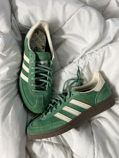 green adidas spezial Green Adidas Sneakers, Adidas Green Shoes, Adidas Green Sneakers, Adidas Spezial Aesthetic, Green Spezial Adidas, Green Adidas Spezial, Green Spezial Adidas Outfit, Green Spezials, Spezial Adidas Shoes