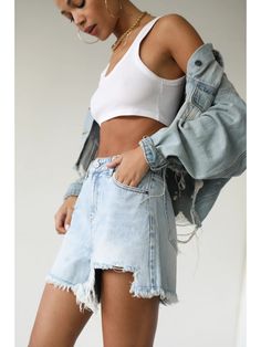 The comfiest denim shorts to wear with EVERYTHING this Spring/Summer are here! - Light Wash denim featuring distressing across the front and back - Fit true to size - Model is 6'1" wearing a size Large in first photos & Model is in a size small in last photos - Fabric: 60% Cotton 37% Polyester 3% Spandex * due to screens and filters colors may vary slightly to photos * Denim Shorts Men, Western Chic, High Rise Denim Shorts, Sporty And Rich, Distressed Shorts, Summer Is Here, Shorts Men, Denim Short, Distressed Denim Shorts