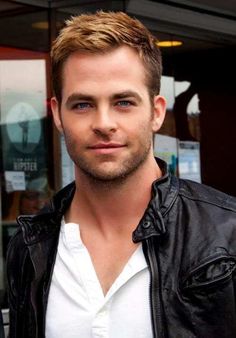 Highlights For Men, Popular Beard Styles, Stubble Beard, Modern Short Hairstyles, 2015 Hairstyles, Corte De Cabelo Masculino, Mens Cuts, Chris Pine, Boys Haircuts