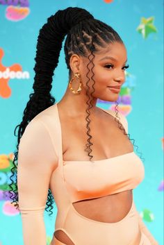 Black Women Celebrities, Women Celebrities, Faux Locs Hairstyles, Dreadlock Style, Halle Bailey, Hair Locks