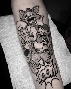 tatuaje Cartoon Sleeve Tattoos For Guys, Tattoo Ideas Tom And Jerry, Tom N Jerry Tattoo, Tom E Jerry Tattoo, Tom Y Jerry Tattoo, 90s Cartoon Tattoos Sleeve, Tom And Jerry Tattoos, Cartoon Tattoos Sleeve, Old Cartoon Tattoos