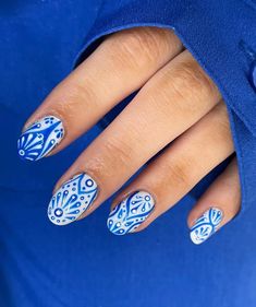 25 beautiful blue and white nails - Just another WordPress site Blue And White Nails Designs, Navy Blue Nail Designs, Navy Blue Nail Polish, Purple Ombre Nails, Aqua Nails, Navy Blue Nails