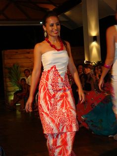 Traditional Samoan Clothing, Polynesian Fashion Traditional, Pacific Islander Traditional Clothing, Samoan Clothing, Samoan Patterns, Samoan Designs, Samoan Tapa Cloth