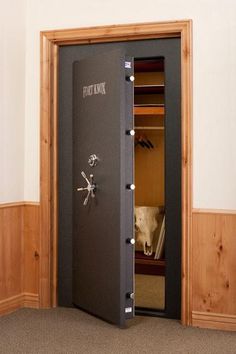 Vault Doors For Panic Rooms & Walk-In Safes - Fort Knox Executive 8248 Vault Door Safe Room Doors, Security Room, Safe Door, Panic Rooms, Vault Doors, Safety Door, Fort Knox, Box Creative, Dark Granite